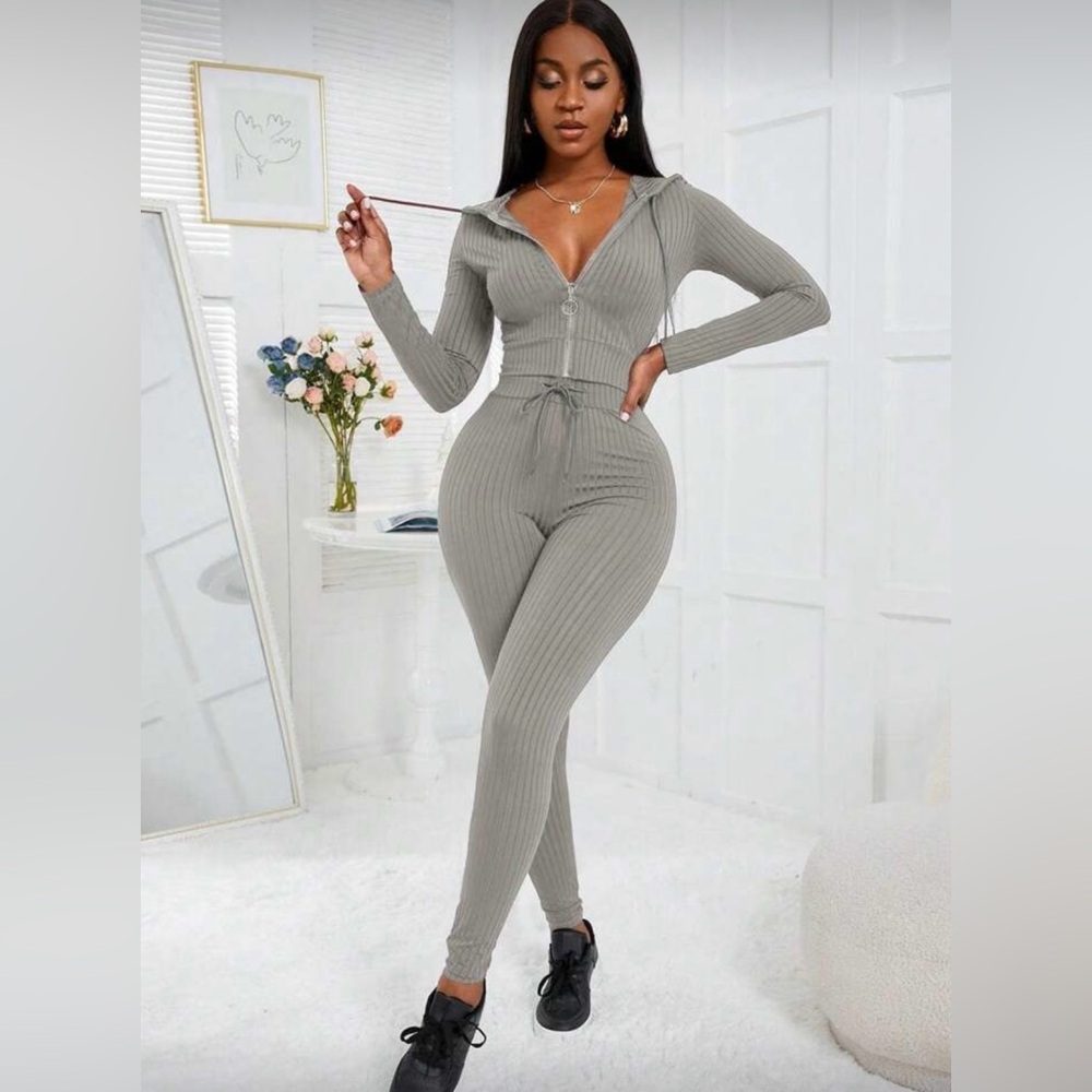 Gray Ribbed Lounge Set